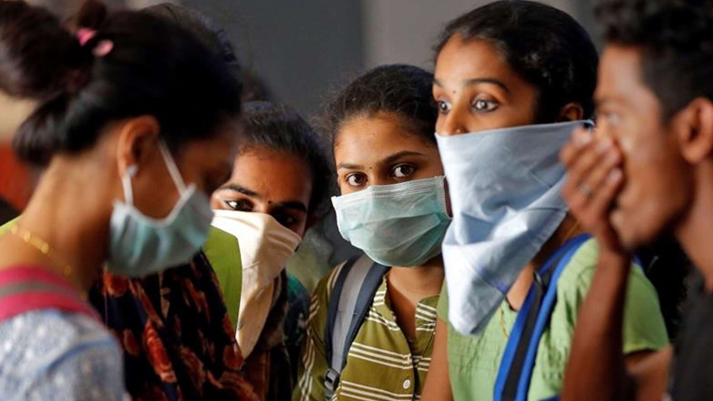 निजी सुरक्षा उपकरण की मांग को लेकर दिल्ली नर्स यूनियन ने काम रोकने की  चेतावनी दी