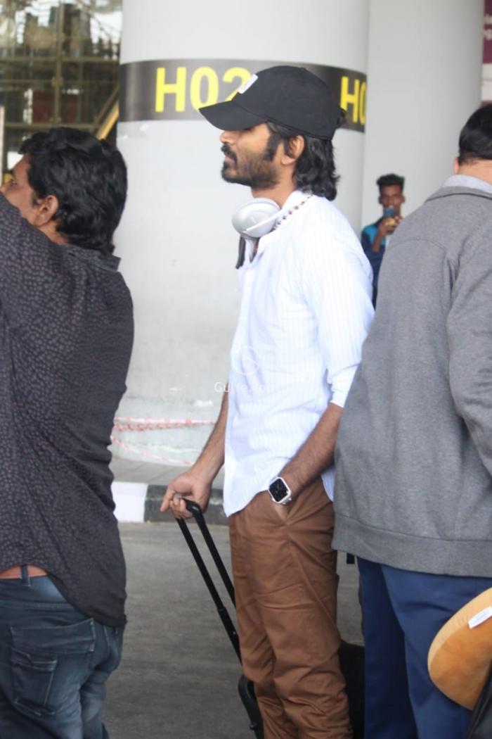 Image result for dhanush IN AIRPORT
