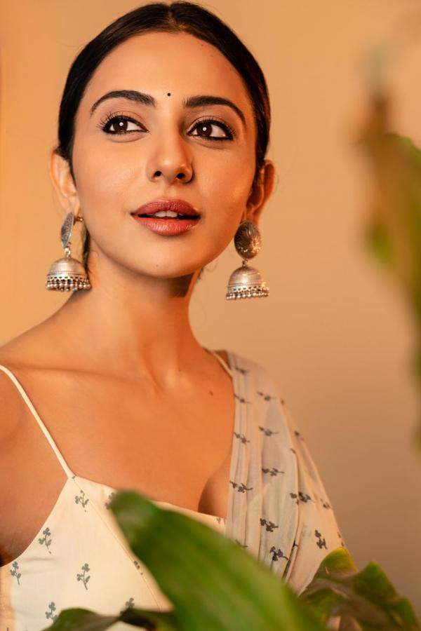 Actress Rakul Preet stuns in ethnicwear during the promotions of ...