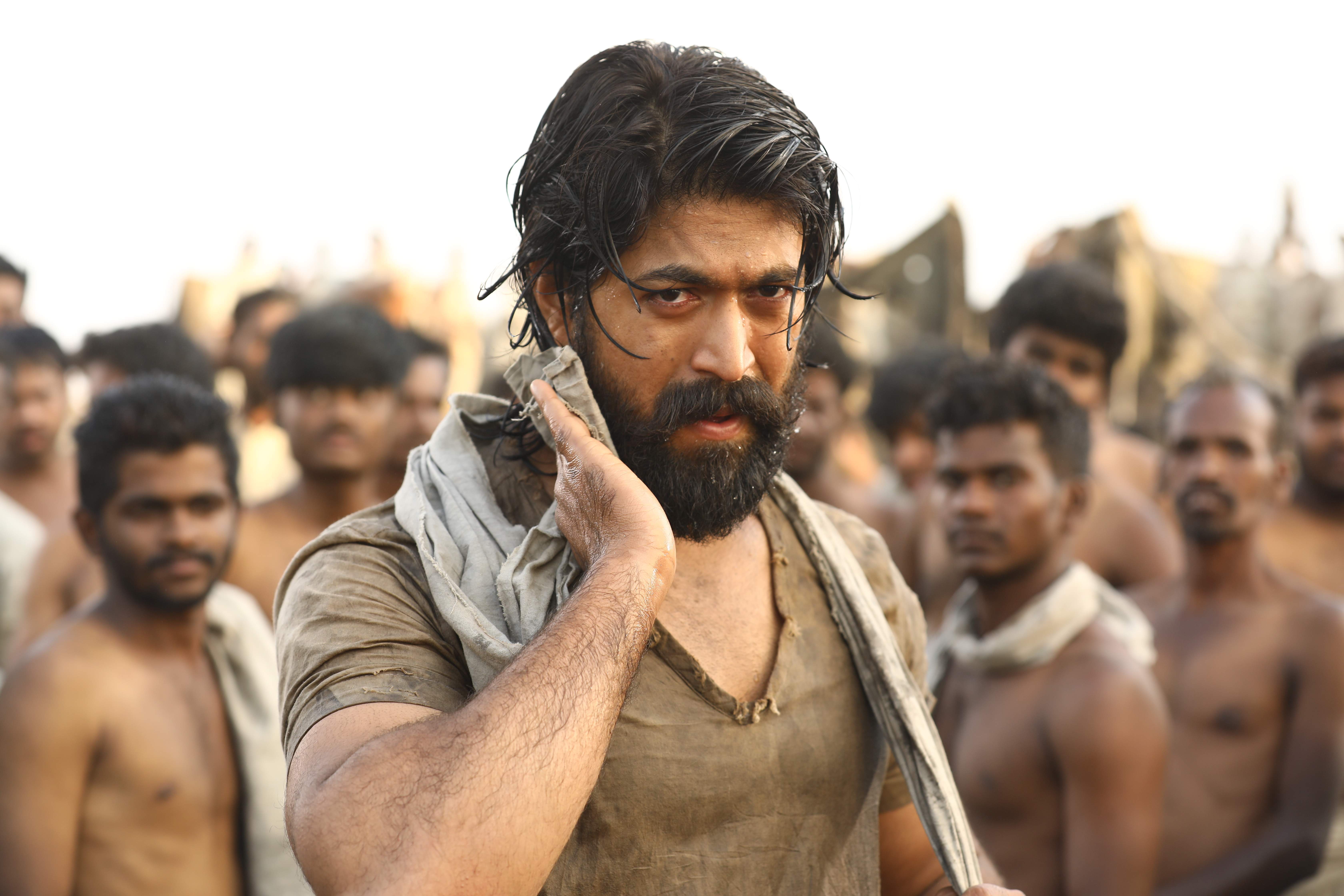 Yash To Finish Shoot For Kgf 2 Before Working On My Name Is