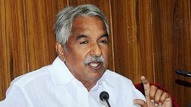 Oommen Chandy rubbishes rumours of his health condition | udayavani
