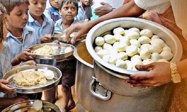 Govt orders probe after pregnant women, children get rotten eggs from  anganwadi centres in Karnataka