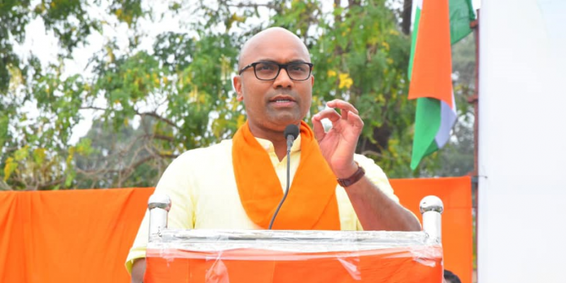 Telangana BJP MP Threatens Asaduddin Owaisi, Says Centre Will Not Back Down on CAA
