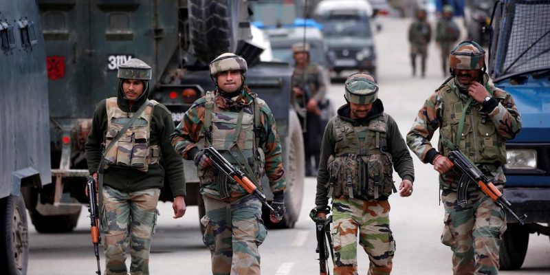 Old Pic of Indian Army RR (CI/CT soldiers) in Kashmir (2048x1358