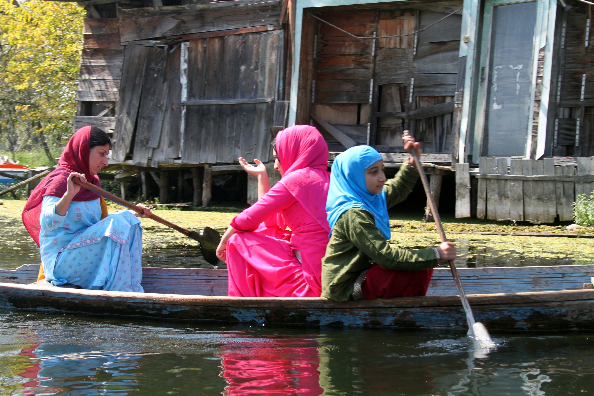 Oppressed by Religion, Kashmiri Women Are Forgetting How to Sing