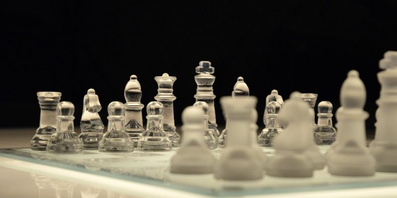 Stockfish SACRIFICA TUDO contra Leela Chess Zero 