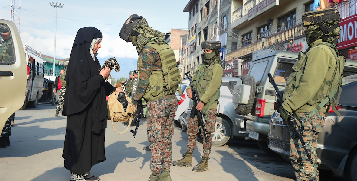 How Modi Govt's Policies in 2021 Inflamed Rather Than Diffused Conflict in  Kashmir