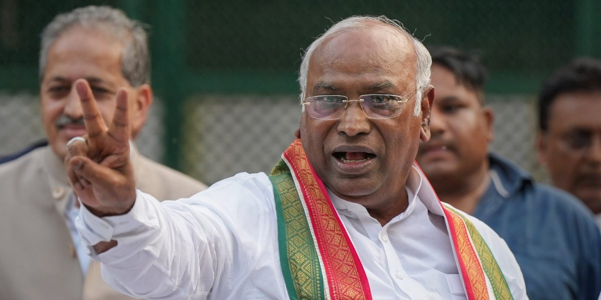 Mallikarjun Kharge Is Wearing a Crown of Thorns but May Be Ideal To Lead  the Congress 