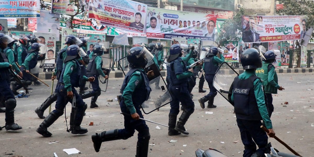 Police and opposition party supporters clash in Bangladesh