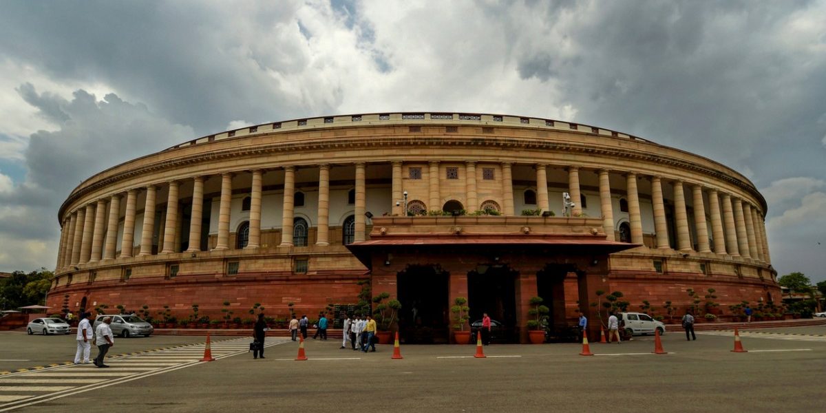 LS Passes Bill To Grant ST Status To Narikoravan, Kurivikkaran Communities  In Tamil Nadu