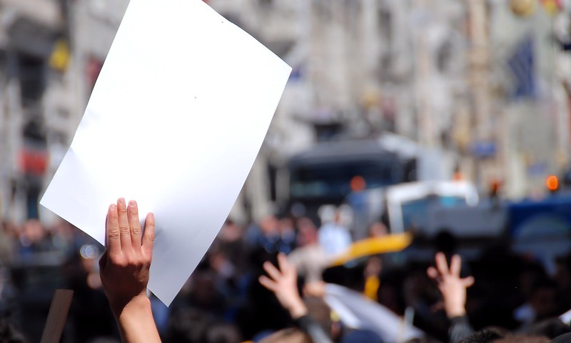 Ads, Firings and Hostile Takeovers: How Turkey s Govt Came to Control 90% of Its Media