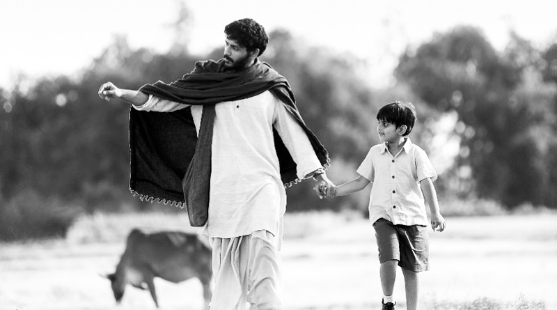 Birinchi anal jinsiy aloqada bolgan yosh qizning fotosurati