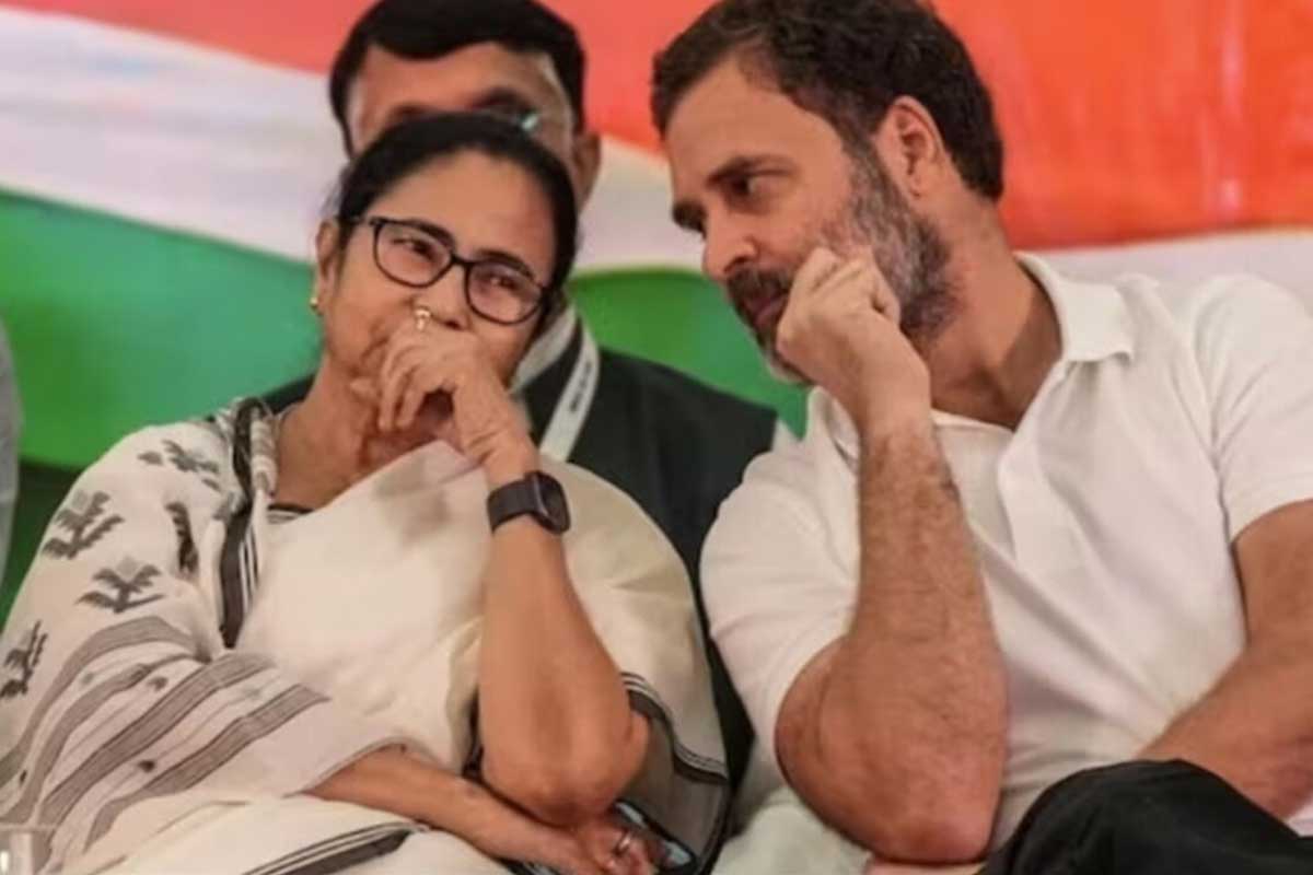 ভোট চুরির অভিযোগে মমতার পাশে রাহুল, বিজেপি বিরোধী লড়াইয়ে জোটবদ্ধ থাকার বার্তা