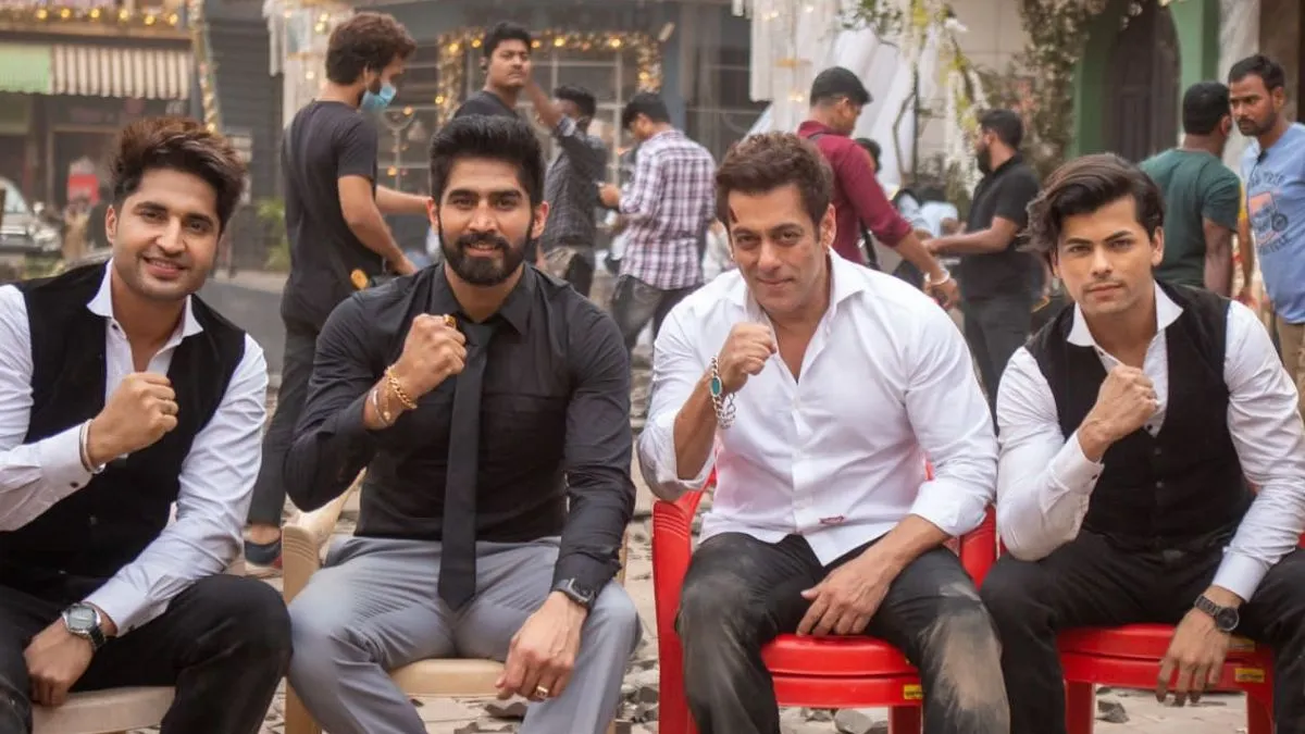Salman Khan welcomes boxer Vijender Singh in Kisi Ka Bhai Kisi Ki Jaan - सलमान की 'किसी का भाई किसी की जान' में तीन विलन होने वाले हैं? - The Lallantop